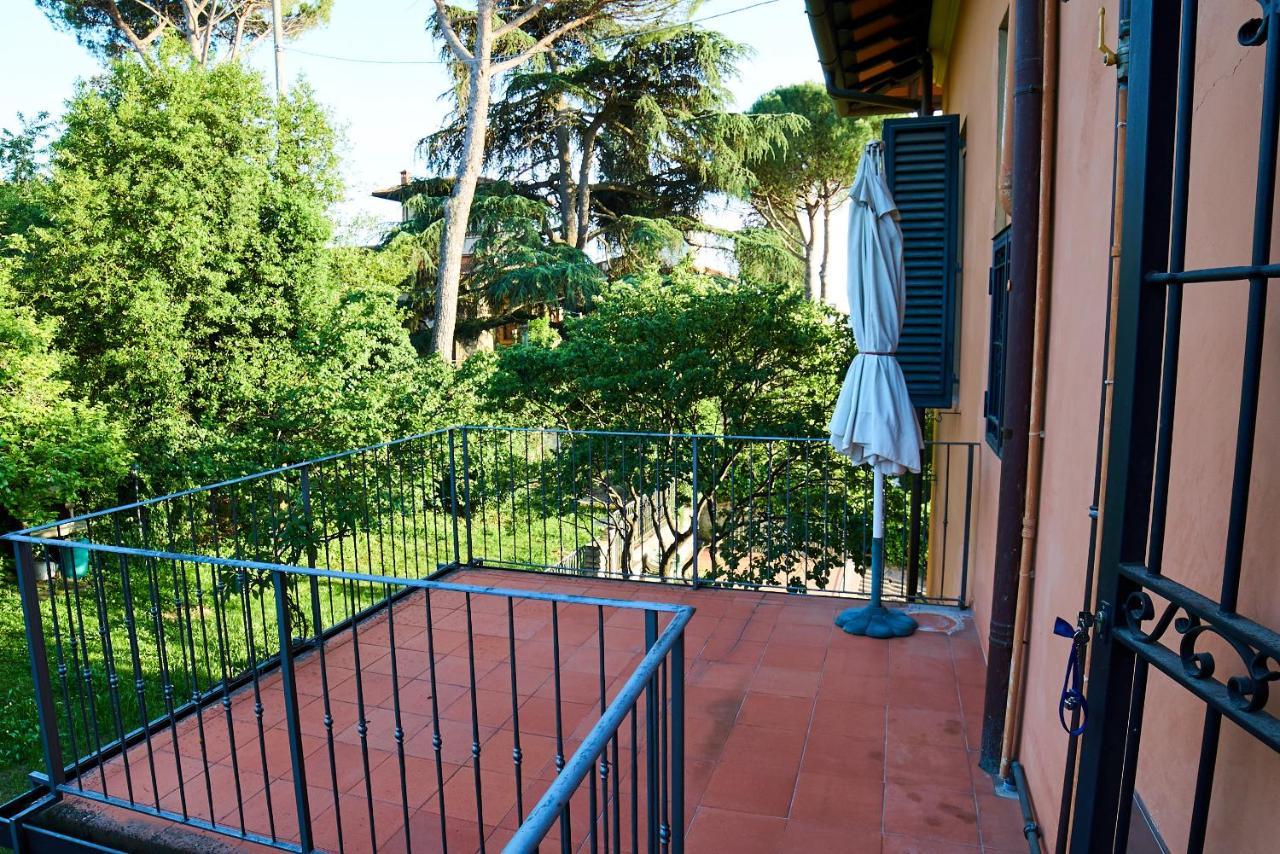 Chic Apt In Villa - Dolcevita Holiday ฟลอเรนซ์ ภายนอก รูปภาพ