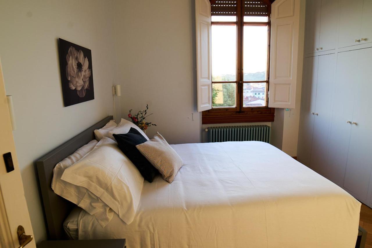 Chic Apt In Villa - Dolcevita Holiday ฟลอเรนซ์ ภายนอก รูปภาพ