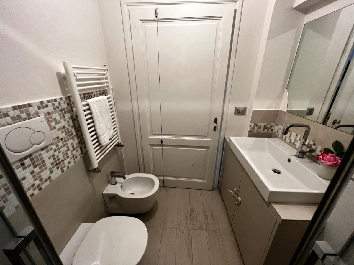 Chic Apt In Villa - Dolcevita Holiday ฟลอเรนซ์ ภายนอก รูปภาพ