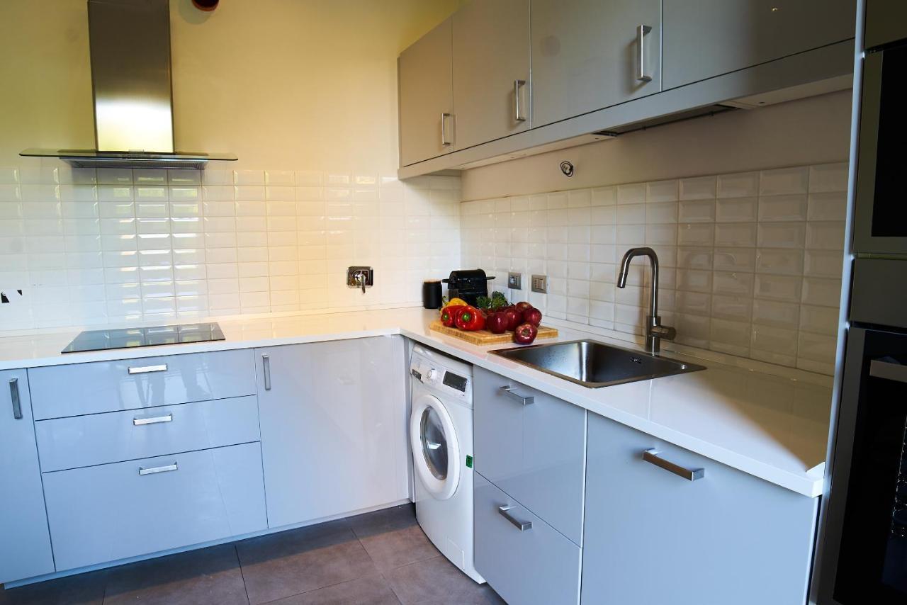 Chic Apt In Villa - Dolcevita Holiday ฟลอเรนซ์ ภายนอก รูปภาพ
