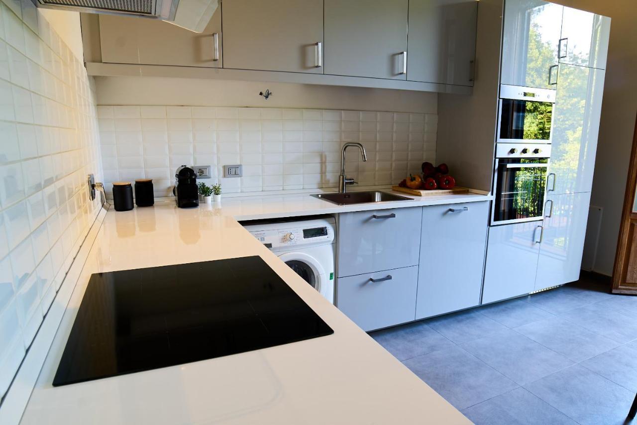 Chic Apt In Villa - Dolcevita Holiday ฟลอเรนซ์ ภายนอก รูปภาพ