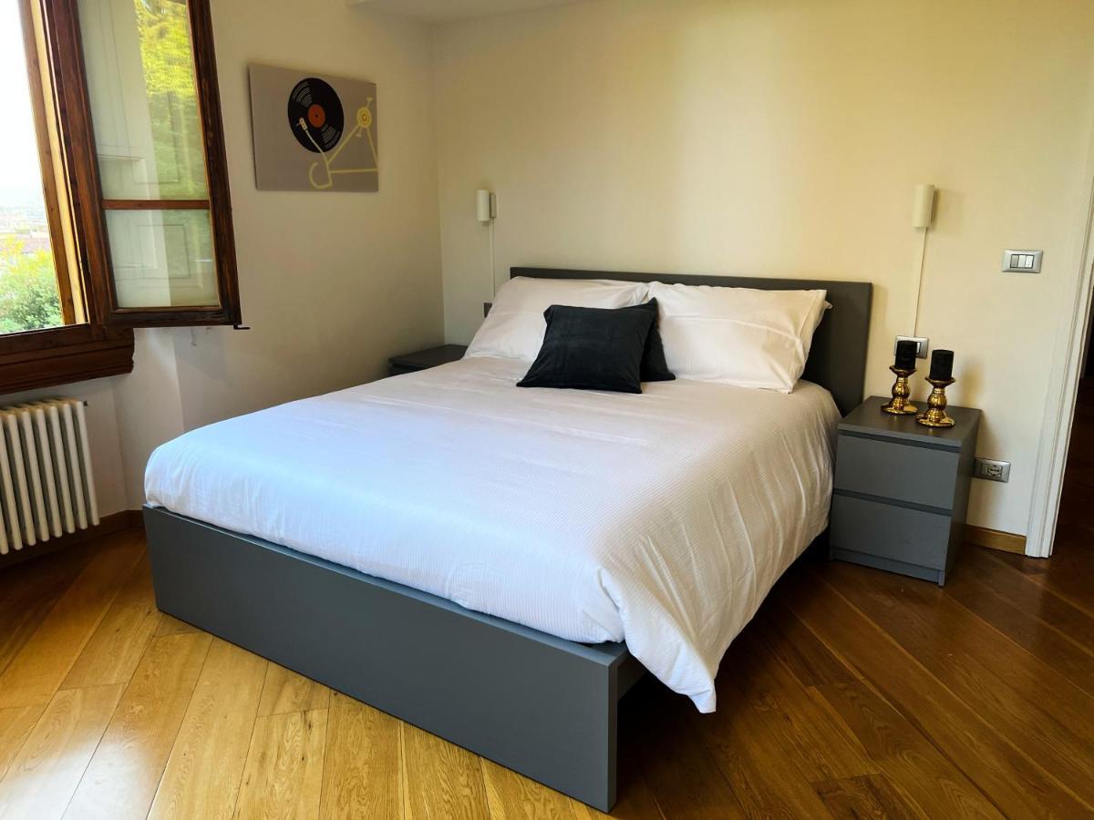 Chic Apt In Villa - Dolcevita Holiday ฟลอเรนซ์ ภายนอก รูปภาพ