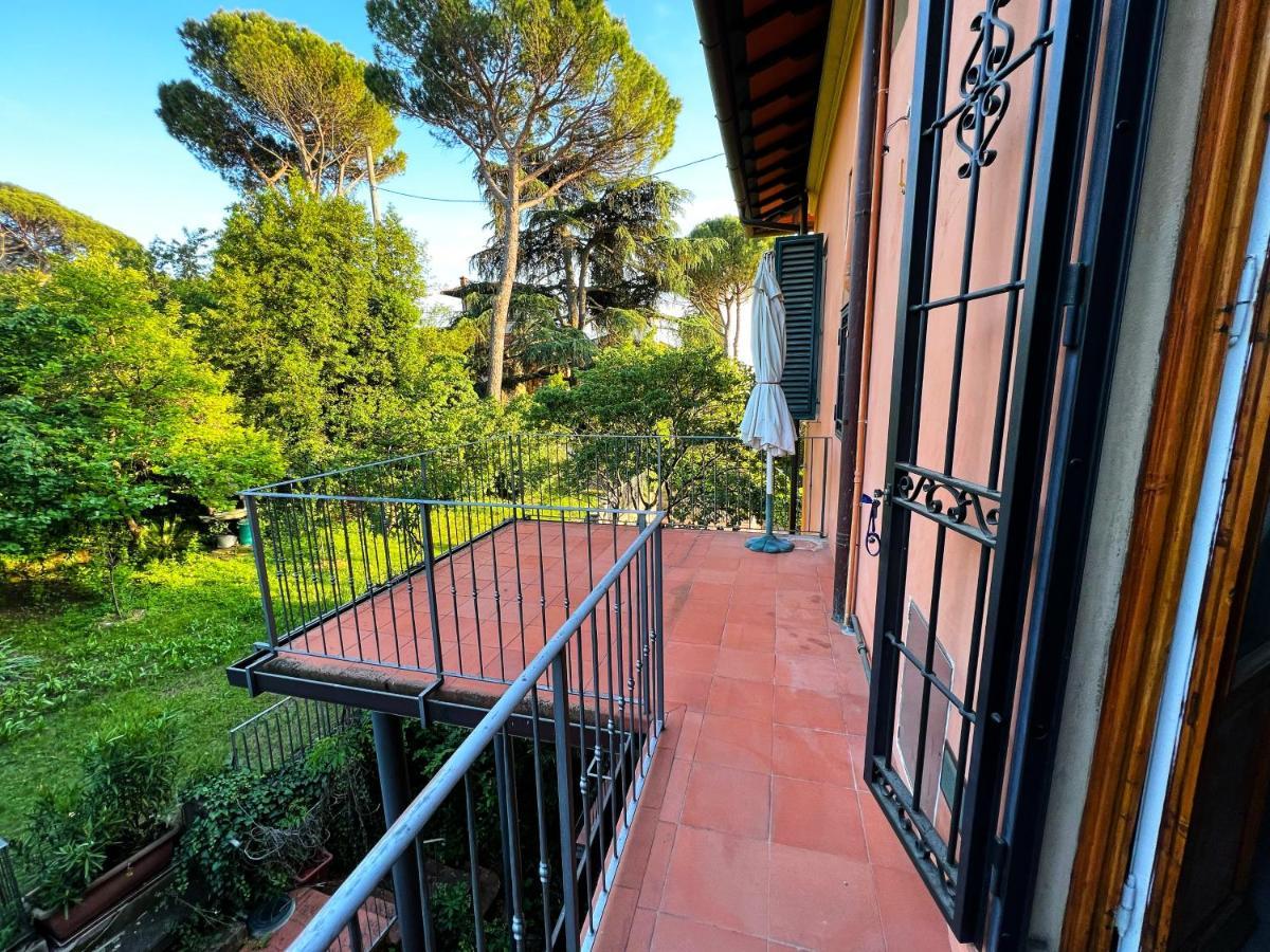 Chic Apt In Villa - Dolcevita Holiday ฟลอเรนซ์ ภายนอก รูปภาพ